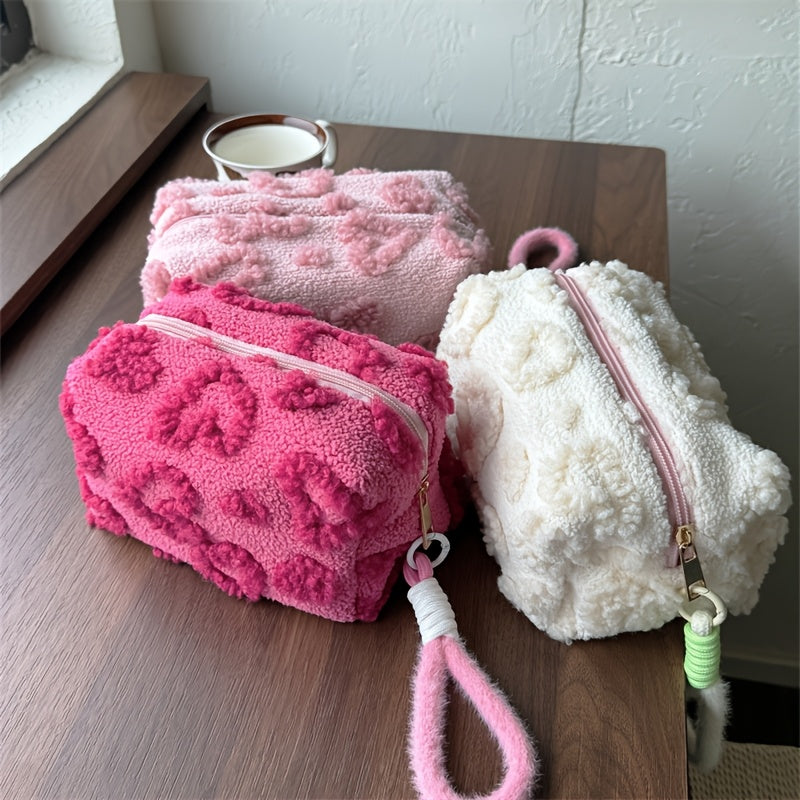 Sweet and Lovely Heart Hand Carry Pillow Bag Cosmetic Bag, Essential Travel Item for Women, Skin Care Storage Bag, Cosmetic Bag, Coin Lipstick Cosmetic Storage Bag, Travel Bag Storage Bag, Sanitary Napkin Storage Bag, Makeup